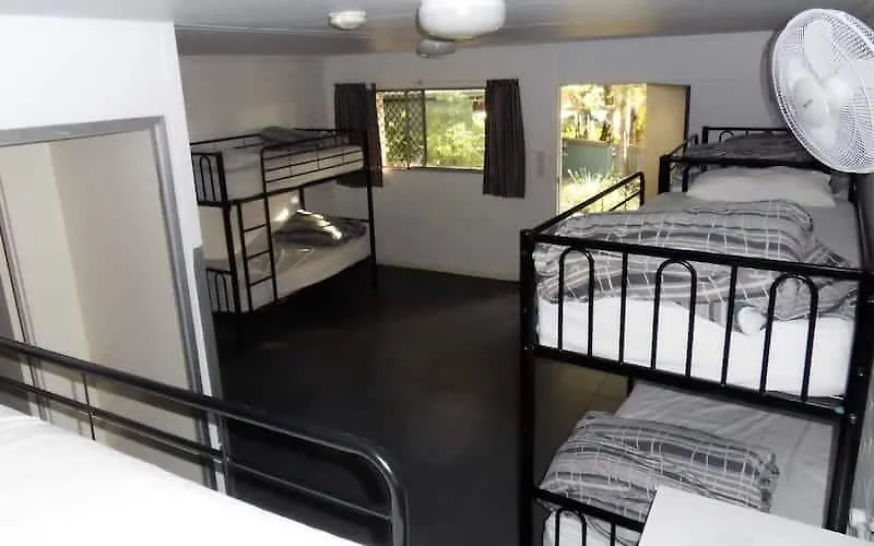 Nomads Noosa Backpackers Vandrarhem Australien