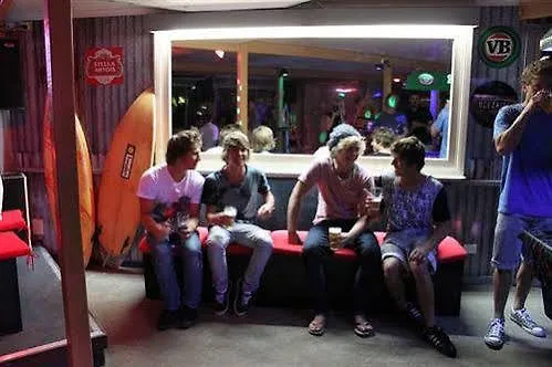 Nomads Noosa Hostel 0*, Noosa Heads Australia